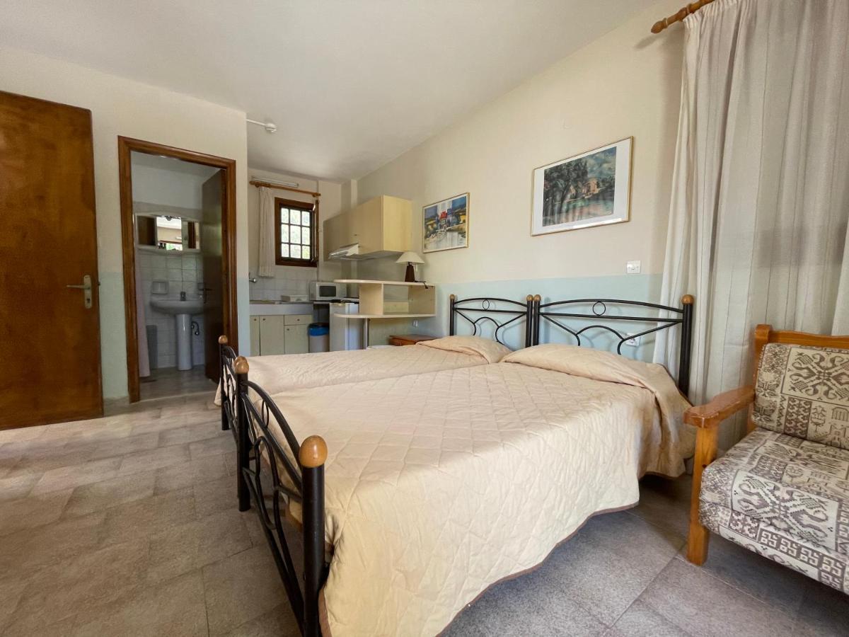 Vasilikos Apartments Paralia Agias Foteinis Экстерьер фото