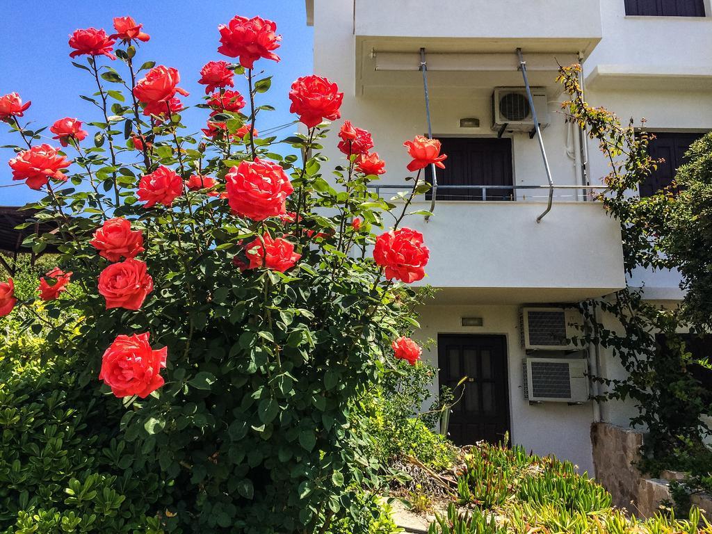 Vasilikos Apartments Paralia Agias Foteinis Экстерьер фото