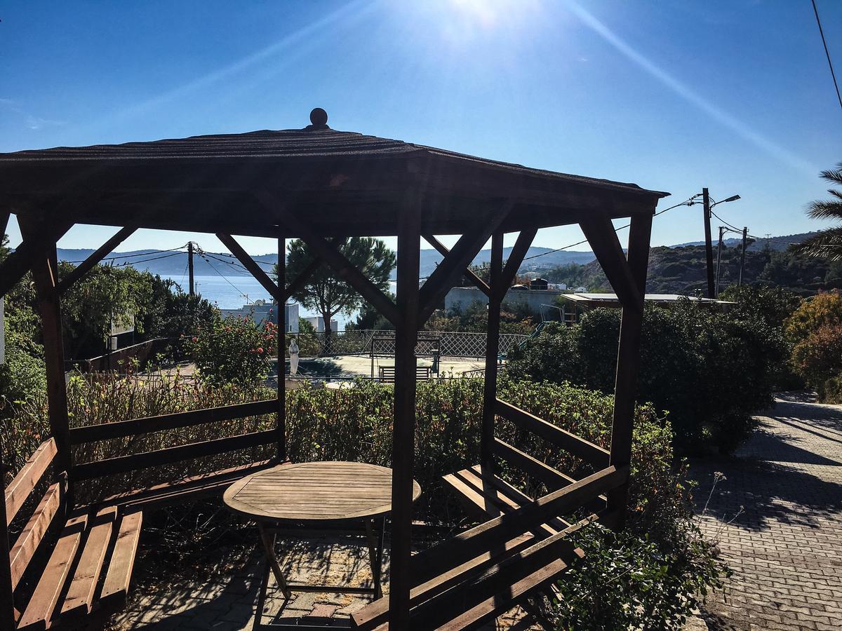 Vasilikos Apartments Paralia Agias Foteinis Экстерьер фото